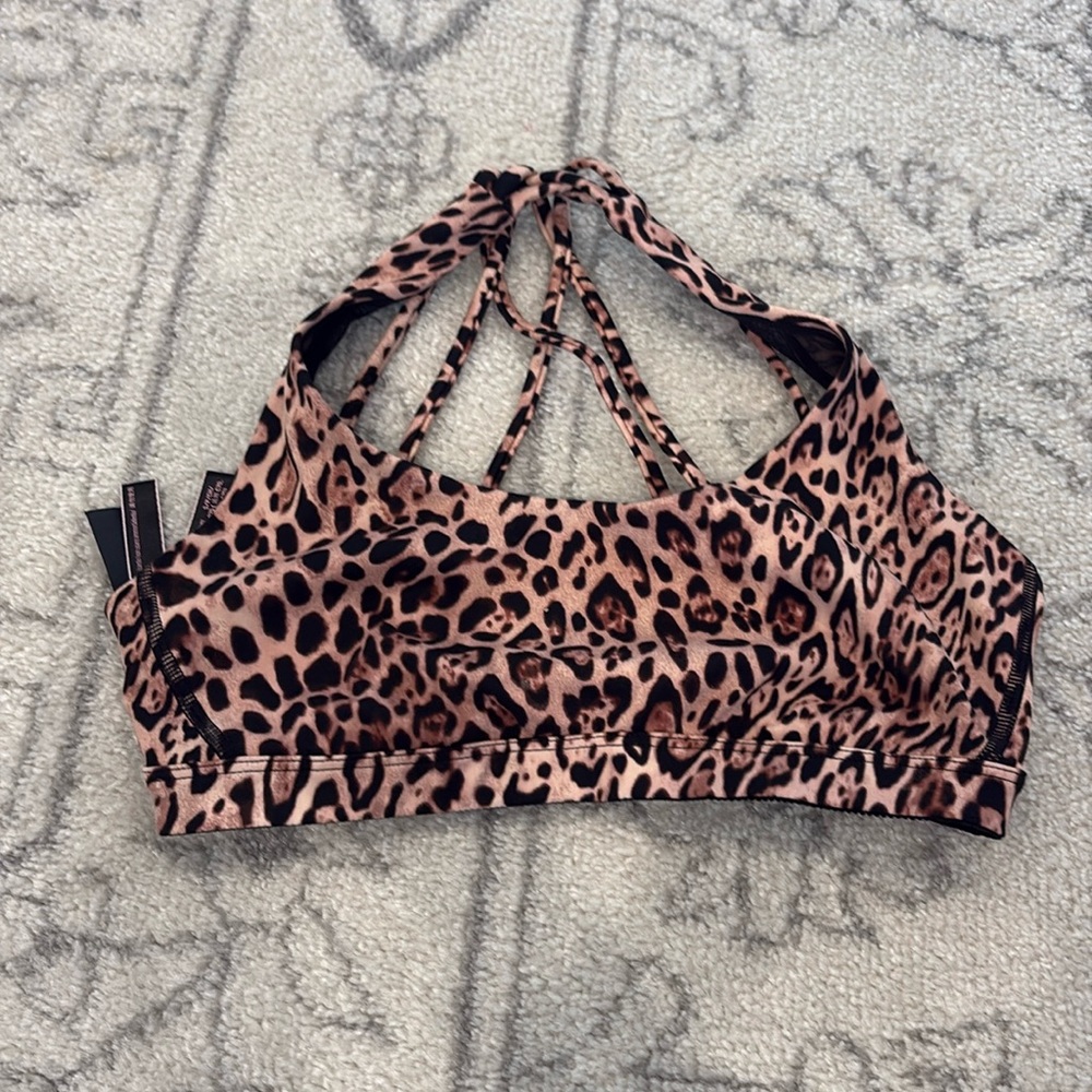 Like-new Victoria’s Secret Sports Bra, size S